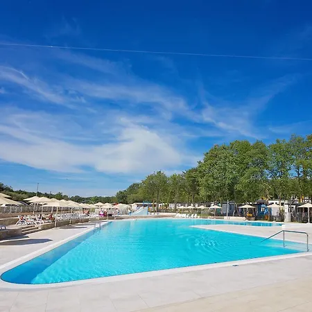 Sunny Mobile Homes Bijela Uvala База відпочинку Mugeba